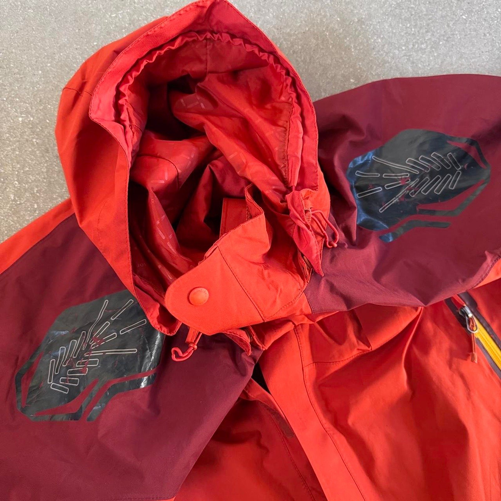 Montbell GORE-TEX Performance Shell Jacket - Dark Orange/Burgundy