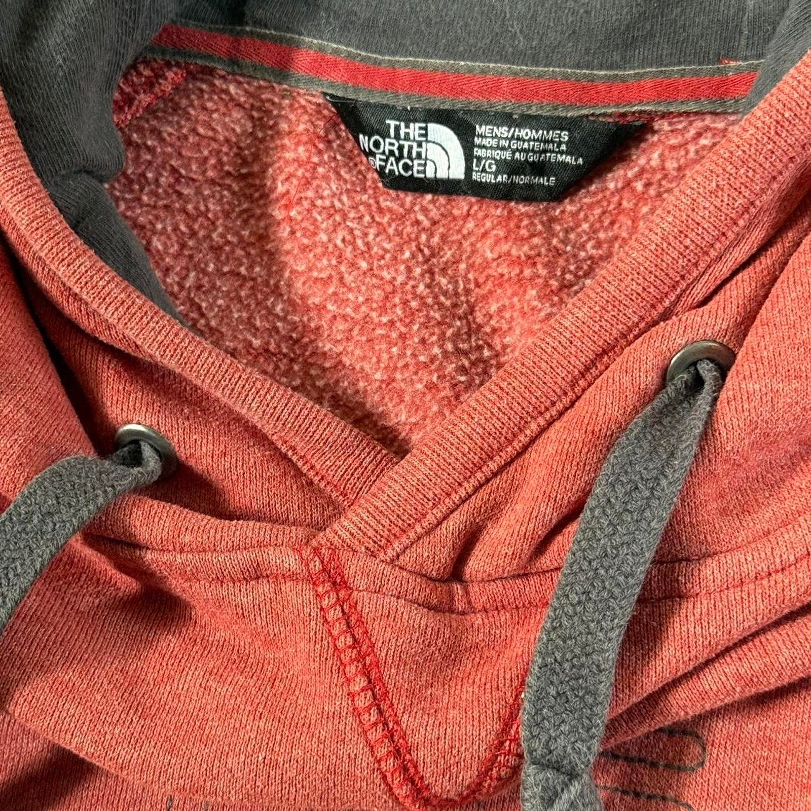 The North Face Men's Red and Burgundy T-shirt