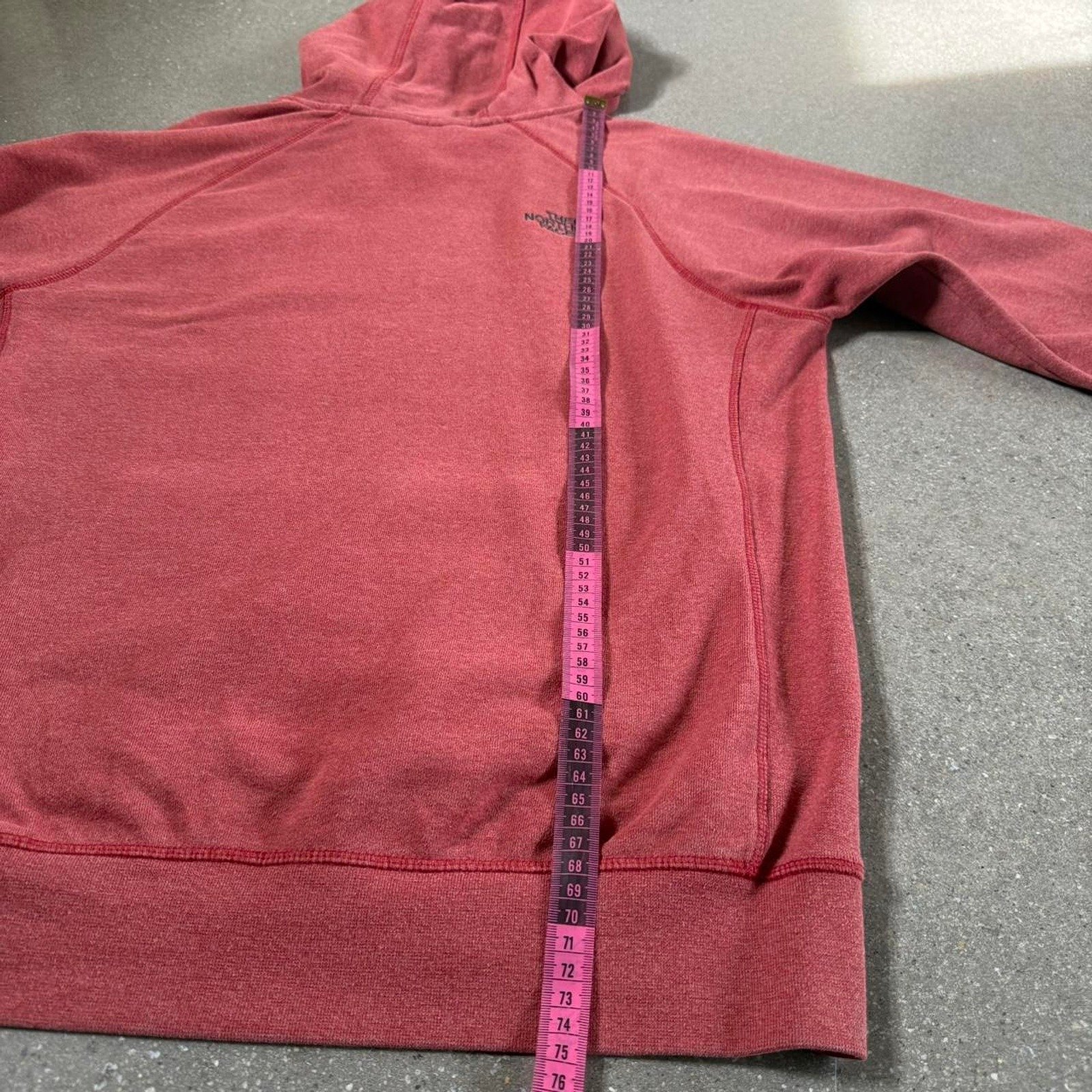 The North Face Men's Red and Burgundy T-shirt