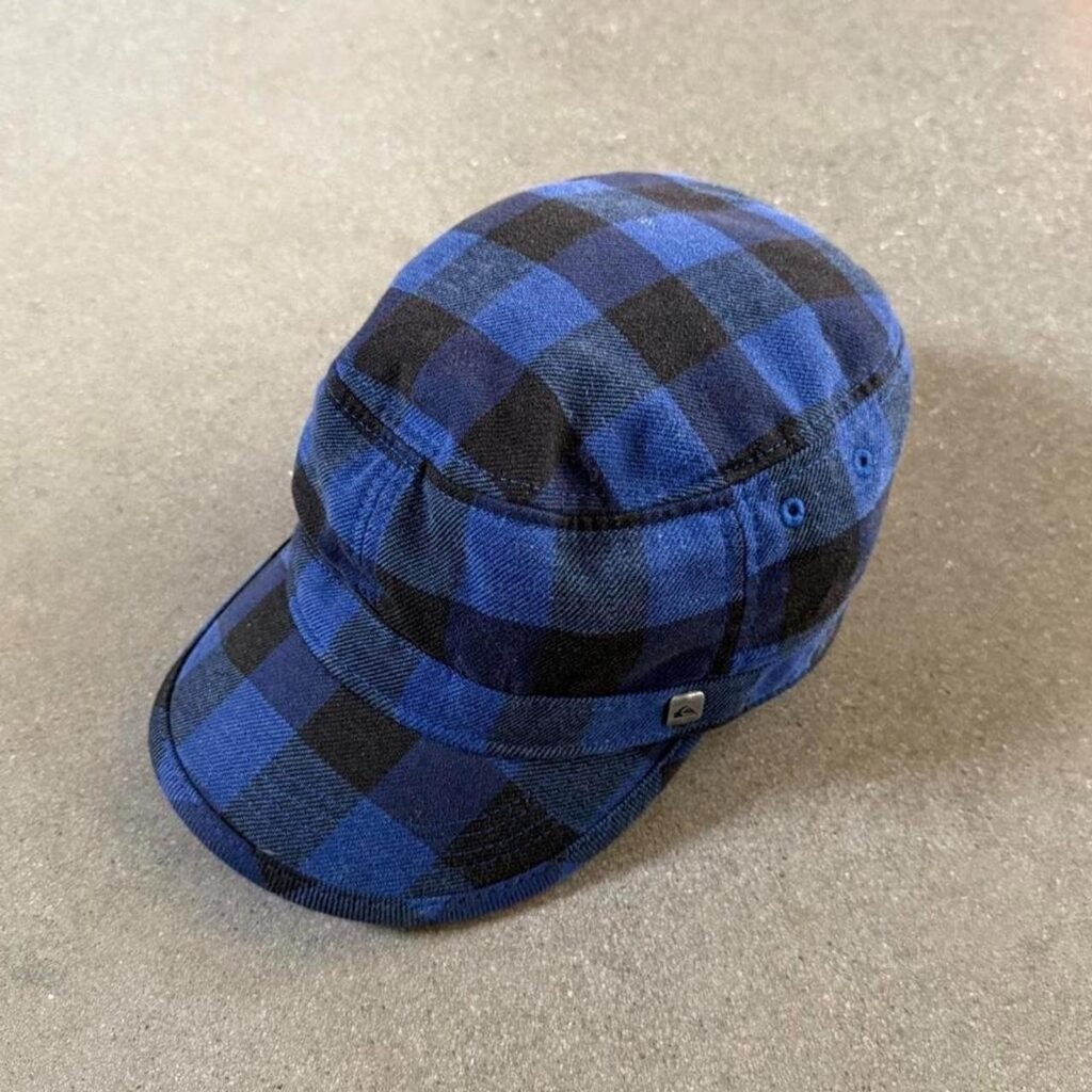 Quiksilver Men's Blue and Navy Hat