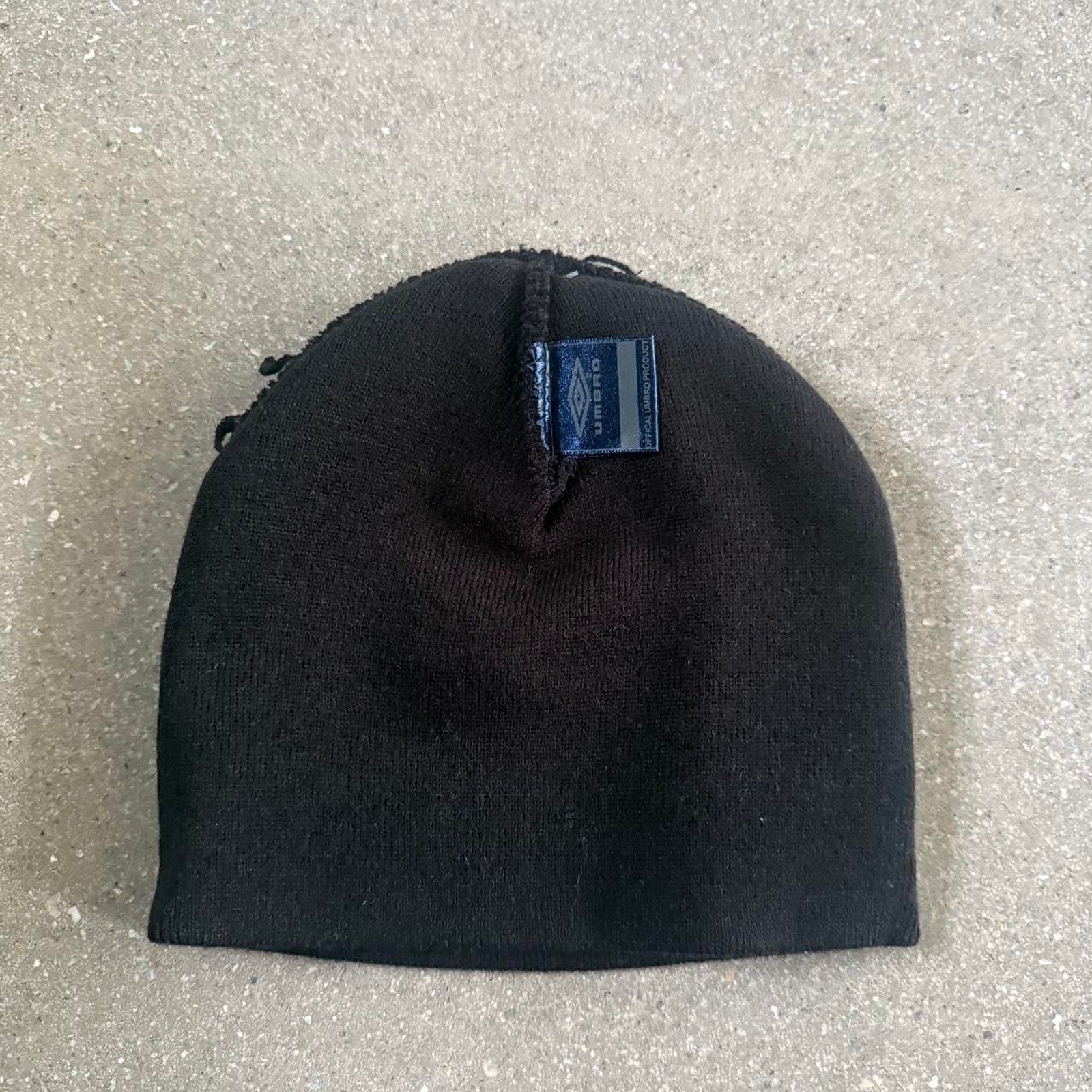 Umbro Men's Black Hat