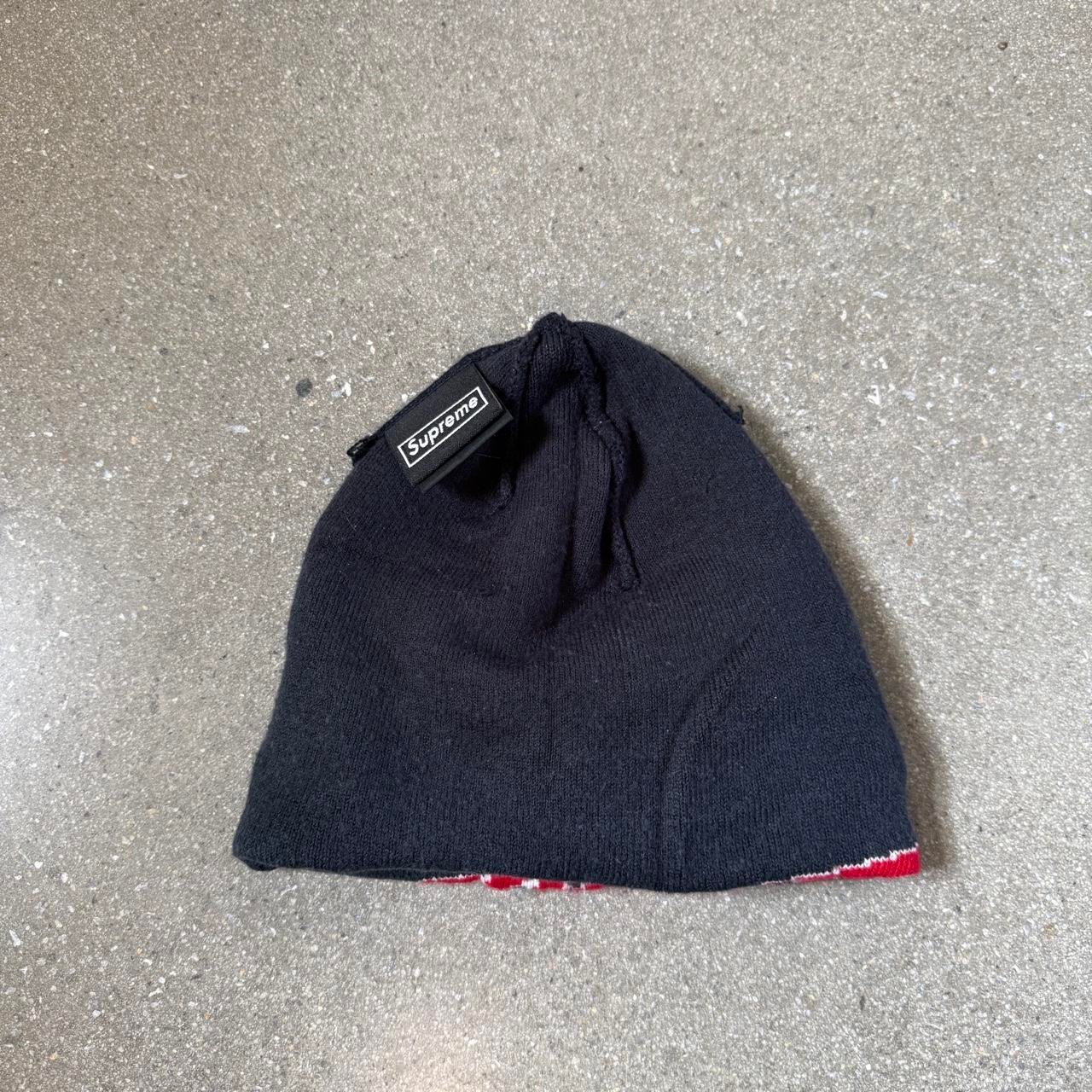 Supreme x New Era FW19 Script Cuff Beanie - Black/Red