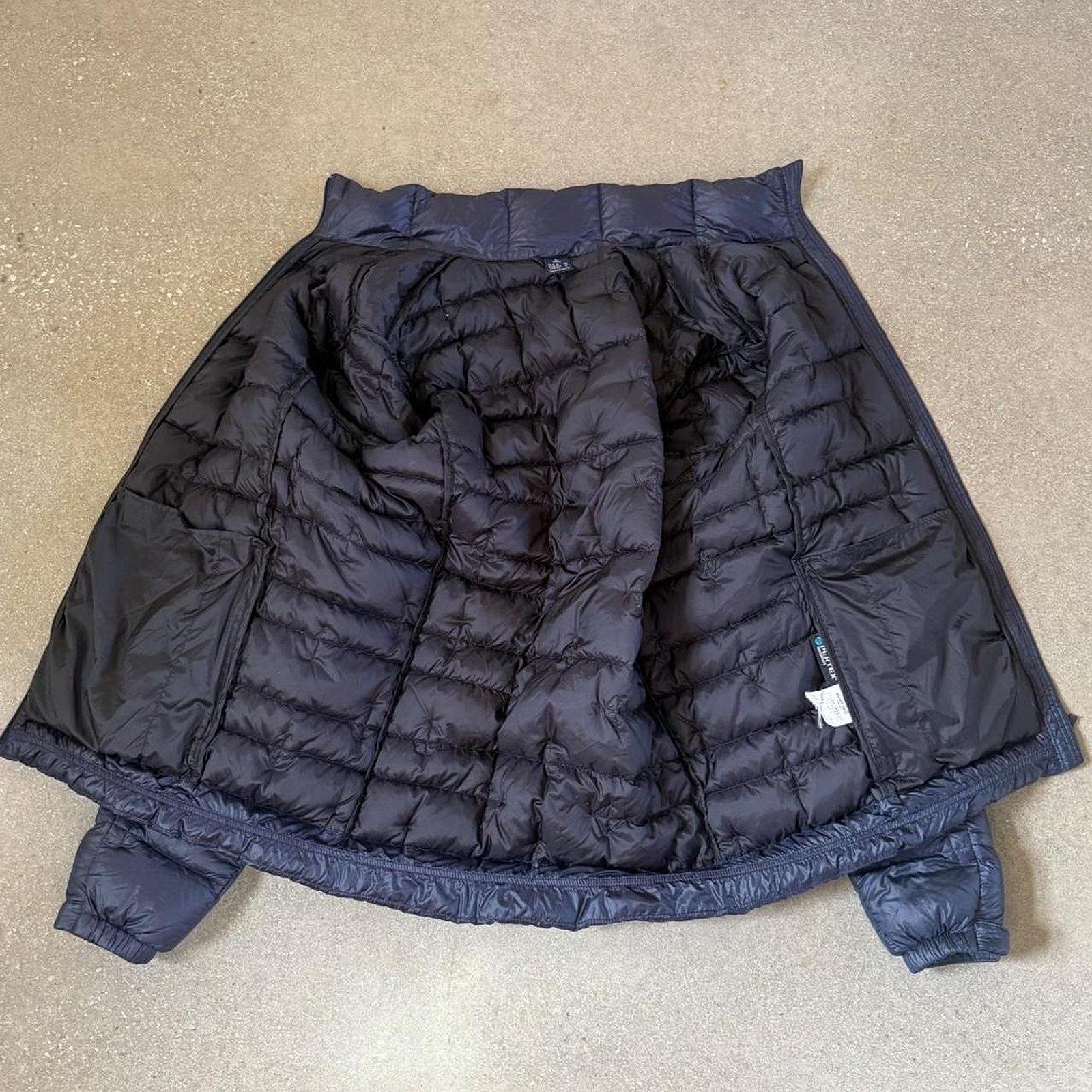 Montbell Pertex Quantum Down Puffer Jacket - Dark Navy