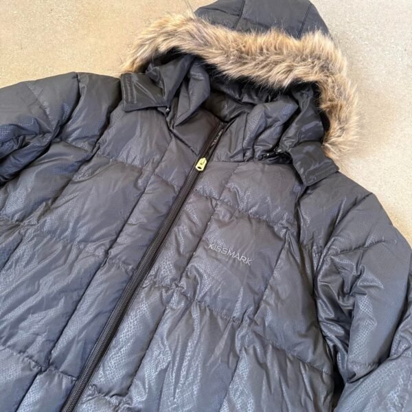 2435-a9c0dff2-fc29-4c50-9941-270170e4f8eb-1788242405655-729899105.jpeg Kissmark Snake Pattern Fur Hooded Down Jacket - Charcoal/Black